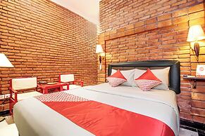 Super OYO 3118 Maxi Budget