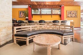 Super OYO 3118 Maxi Budget