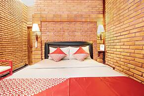 Super OYO 3118 Maxi Budget