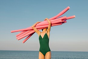 Abode Hotel Malua Bay