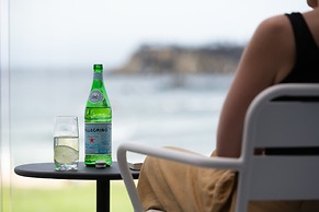 Abode Hotel Malua Bay