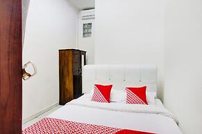 OYO 2965 Silvia Homestay