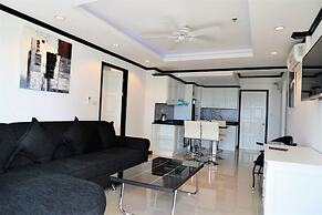 Stylish 2 bed Condo Jomtien