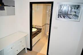 Stylish 2 bed Condo Jomtien