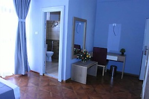 Inn of the Four Sisters