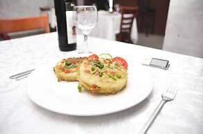 Venus Hotels & Suites