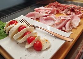 Vis Urban Suites & Spa