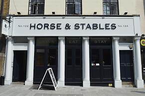 The Horse & Stables - Hostel