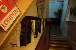 The Horse & Stables - Hostel