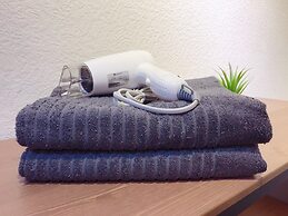 Ha Ha Cat Home Kaifeng