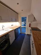 Seaside Chalet - Sleeps 6