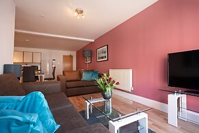 Rest & Recharge Regents CT 2bed Sleeps 7