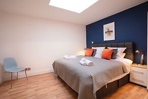 Rest & Recharge Regents CT 2bed Sleeps 7