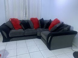 Beautiful 3-bed House in Saint Catherine Portmore