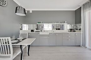 Dom & House - Apartments Baltica Towers