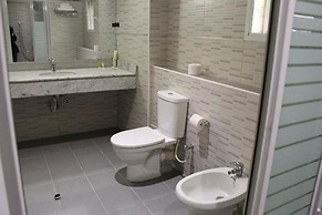 De Brass Suites Hotel