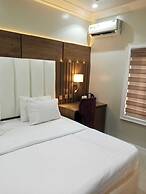 144 Suites Luxury Hotel