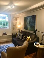 Beautiful 1BR in Historic St Aubin House