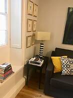 Beautiful 1BR in Historic St Aubin House