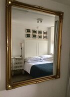 Beautiful 1BR in Historic St Aubin House