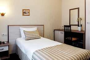 Seven Hills Brestskaya