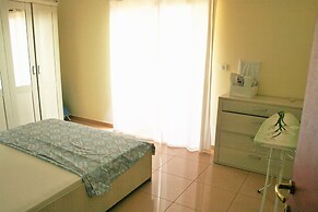 Spacious Sea View Apartment