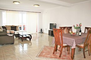 Spacious Sea View Apartment