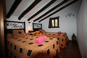 1079 Villa la Alberca