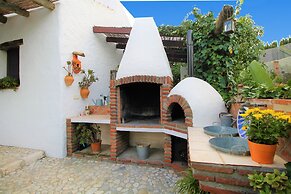 1079 Villa la Alberca