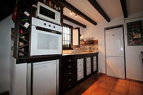 1079 Villa la Alberca