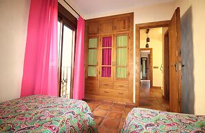 1033 Villa Laura