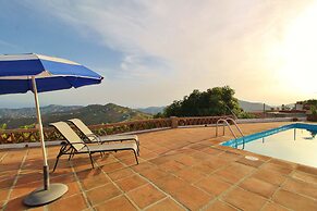 1039 Villa Cuatro Caminos