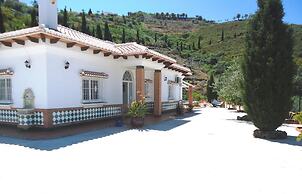 1051 Villa Al-andalus