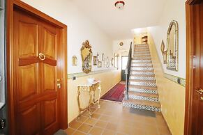 1120 Villa Meneguina-zafiro