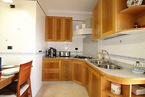 1120 Villa Meneguina-zafiro