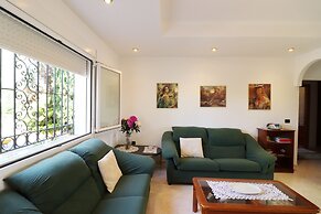 1120 Villa Meneguina-zafiro