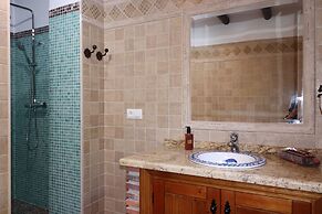 1148 Villa Miracosta