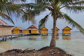 Paradise Over the Water Cabins in San Blas