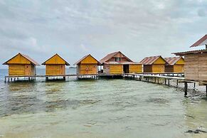 Paradise Over the Water Cabins in San Blas