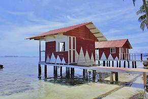 Private Over-Water Cabins on San Blas Island