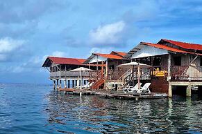San Blas Private Over-the-Water Cabin