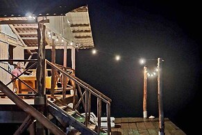 San Blas Private Over-the-Water Cabin