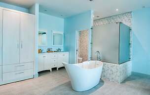 Cane Garden Bay Beach Hotel