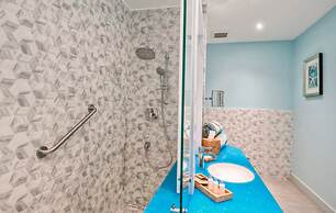 Cane Garden Bay Beach Hotel