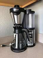 Tideview 44 · Walk TO Convention! Modern. Universal& Disney