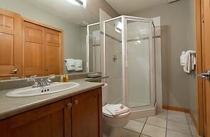 Stoney Creek Northstar-Whistler Premier