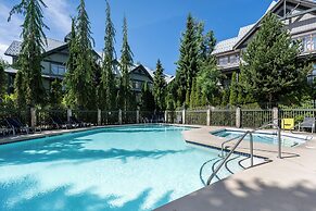 Stoney Creek Northstar-Whistler Premier