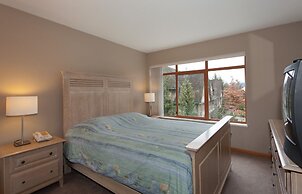 Stoney Creek Northstar-Whistler Premier