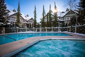 Stoney Creek Northstar-Whistler Premier