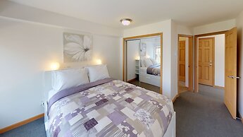 Stoney Creek Northstar-Whistler Premier